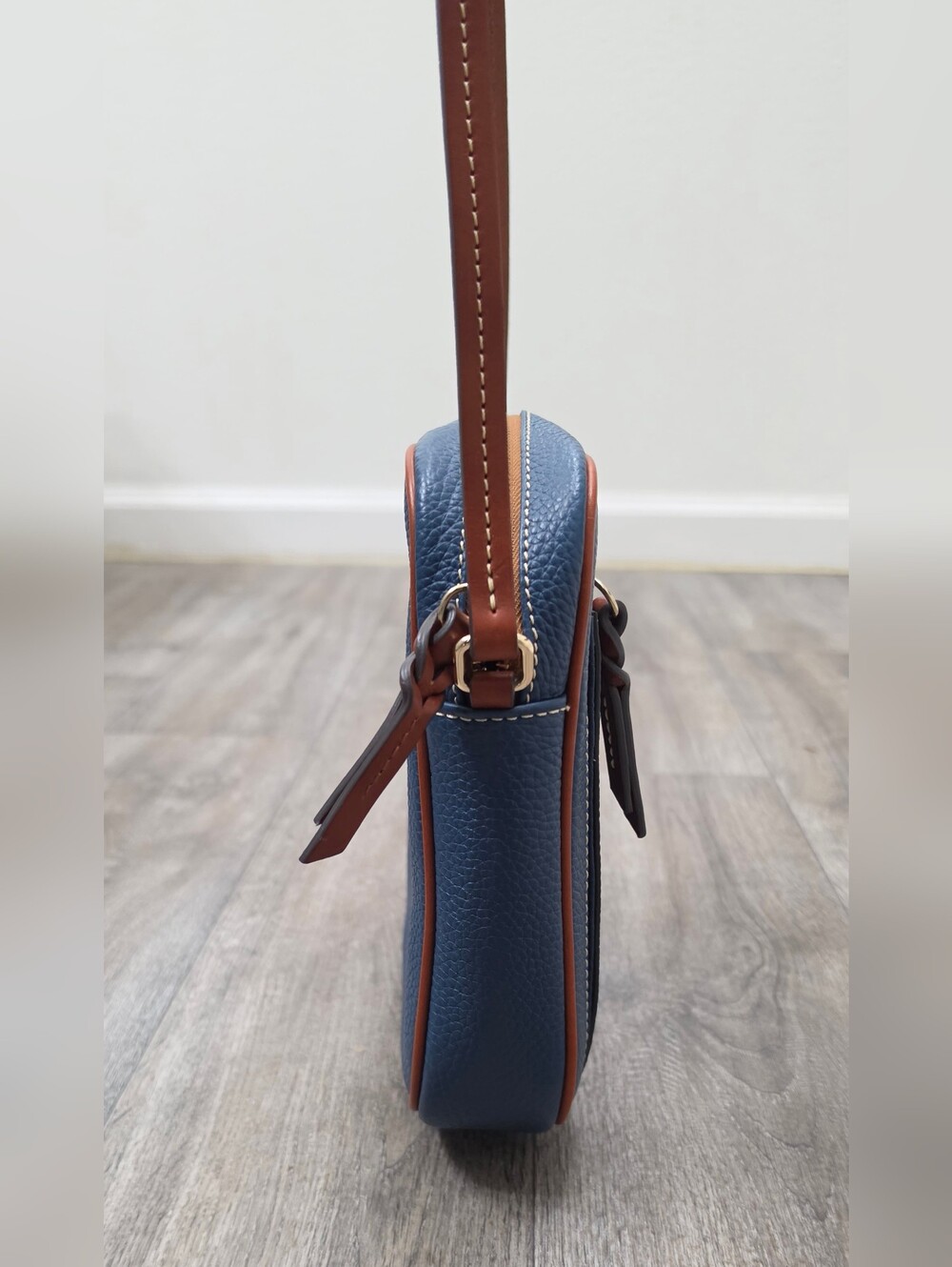 Dooney & Bourke Pebbled Leather Camera Crossbody - Picture 8 of 14